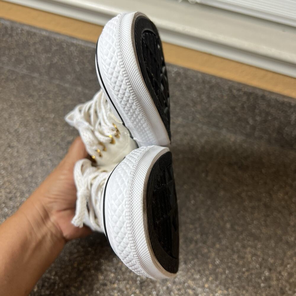 Converse Women Sz 10 Canvas Sneaker Ivory Lace Up Low Padded Tongue Gold Glitter - Picture 7 of 11